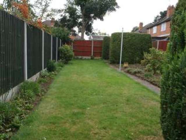  Image of 3 Bedroom Semi-Detached  For Sale at Beeston Road  Newark, NG24 1SN