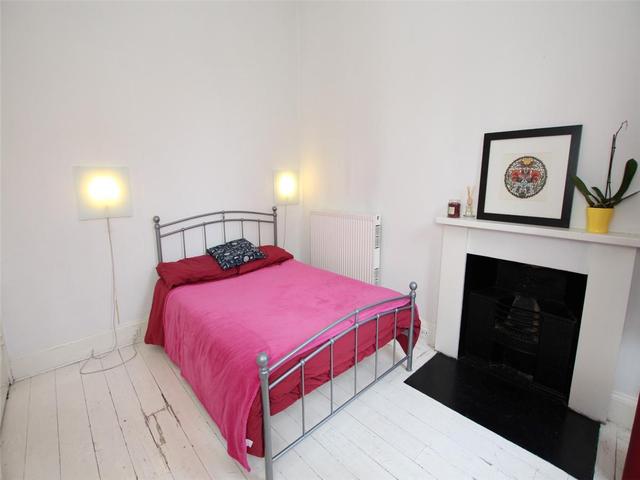  Image of 1 Bedroom Flat  To Rent at City Centre Edinburgh Edinburgh, EH7 4DT