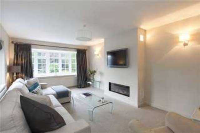  Image of 4 Bedroom Detached  For Sale at Ilkley West Yorkshire Ilkley, LS29 9DB