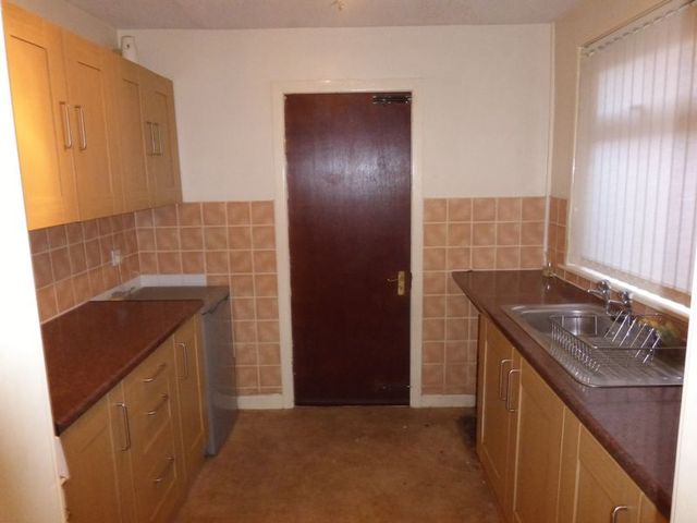  Image of 2 Bedroom Terraced  To Rent at Bibbys Lane  Bootle, L20 4JL