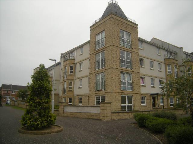  Image of 2 Bedroom Flat  To Rent at Dunfermline Fife Fife, KY11 8HF