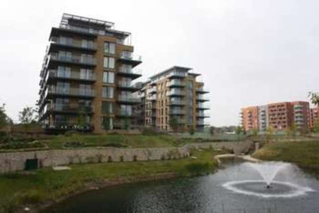  Image of 2 Bedroom Flat  For Sale at 40 Tizzard Grove  London, SE3 9FD