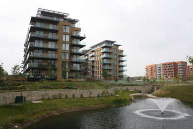  Image of 2 Bedroom Flat  For Sale at 40 Tizzard Grove  London, SE3 9FD