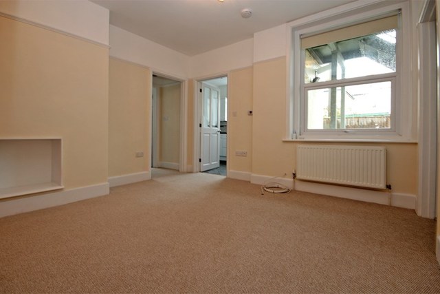  Image of 2 Bedroom Flat  For Sale at Bolton Close Southbourne Bournemouth, BH6 3EB