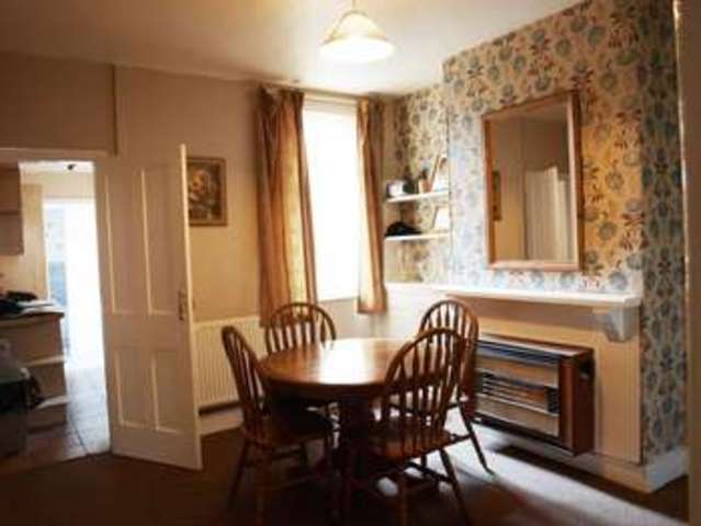  Image of 3 Bedroom Terraced  For Sale at Bowbridge Road  Newark, NG24 4BZ