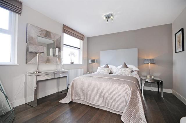  Image of 3 Bedroom Flat  To Rent at St Johns Wood Park London St John