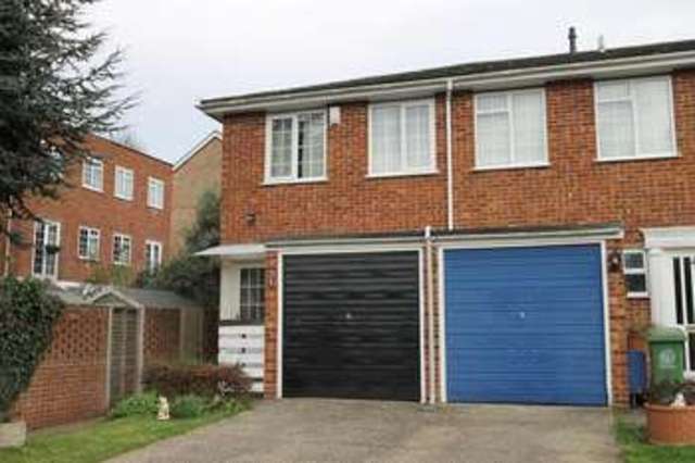  Image of 2 Bedroom Detached  To Rent at Sutton, SM2 6SE