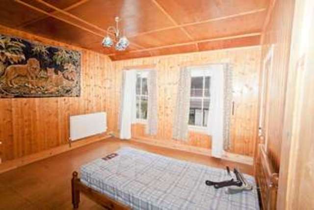  Image of 2 Bedroom Terraced  For Sale at MAIDENHEAD, SL6 2AR