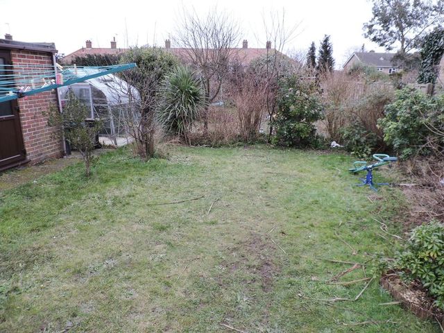  Image of 3 Bedroom Detached  For Sale at Breydon Way  Lowestoft, NR33 9AT
