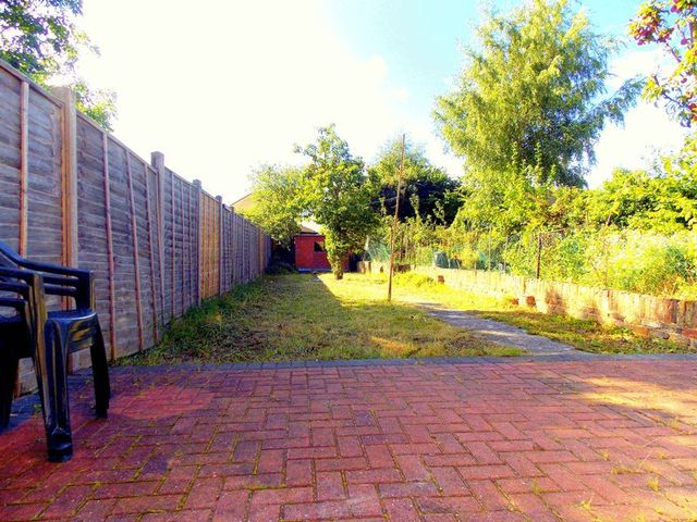  Image of 4 Bedroom Terraced  To Rent at Bridge Road  Uxbridge, UB8 2QW