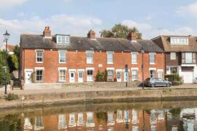  Image of 2 Bedroom Terraced  For Sale at 4 Bridgefoot Path  Emsworth, PO10 7EA