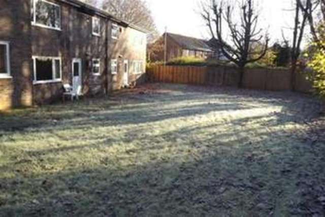  Image of 2 Bedroom Maisonette  To Rent at Basingstoke, RG22 4NQ