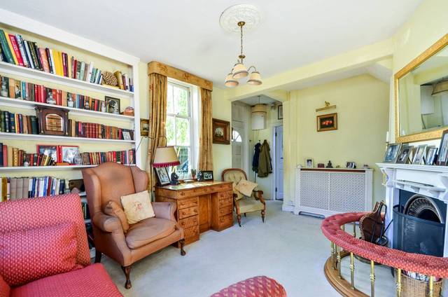  Image of 4 Bedroom Detached  For Sale at Broadwater Road  Tooting, SW17 0DS