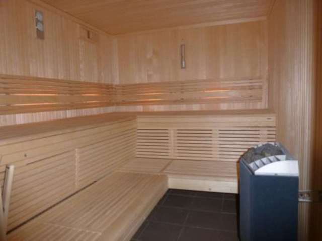  Image of Studio  To Rent at Brompton Park Crescent Fulham London, SW6 1SP