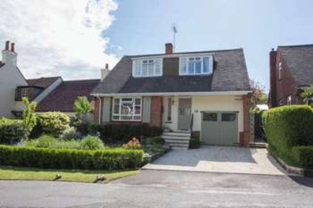  Image of 3 Bedroom Detached  For Sale at Brookside Road Old Bedhampton Havant, PO9 3JL