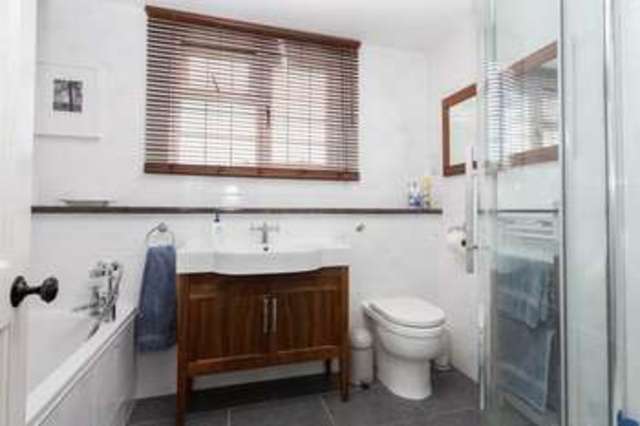  Image of 3 Bedroom Detached  For Sale at Brookside Road Old Bedhampton Havant, PO9 3JL