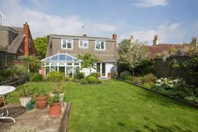  Image of 3 Bedroom Detached  For Sale at Brookside Road Old Bedhampton Havant, PO9 3JL