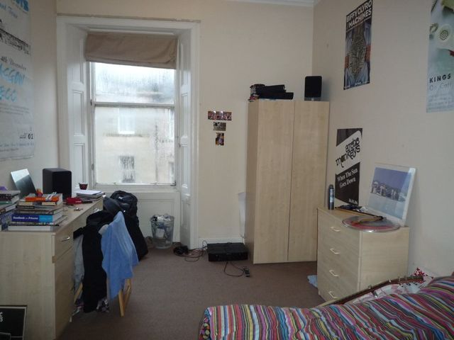  Image of 4 Bedroom Flat  To Rent at Bruntsfield Edinburgh Edinburgh, EH10 4DY