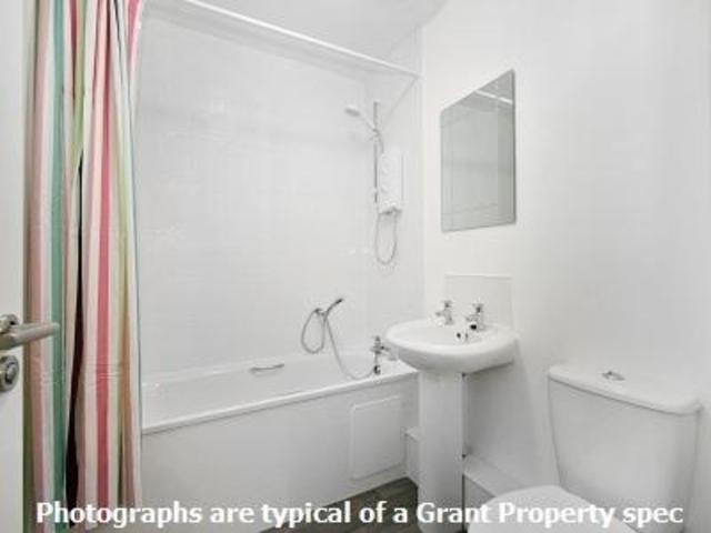  Image of 3 Bedroom Flat  To Rent at Bruntsfield Edinburgh Edinburgh, EH10 4ER