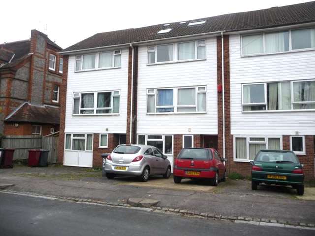  Image of 9 Bedroom Detached  To Rent at Bulmershe Road  Reading, RG1 5RH