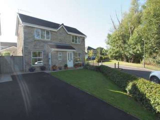  Image of 3 Bedroom Detached  For Sale at Chapel-en-le-Frith  High Peak, SK23 0BA