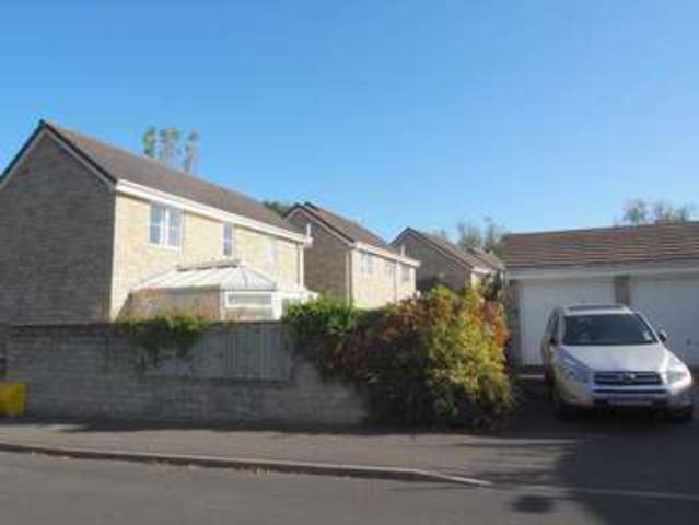  Image of 3 Bedroom Detached  For Sale at Chapel-en-le-Frith  High Peak, SK23 0BA