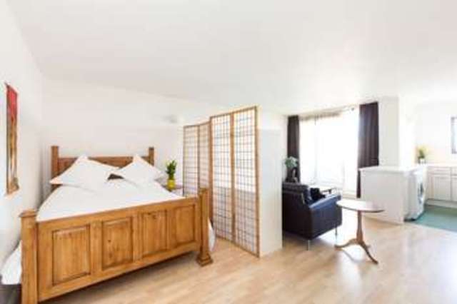  Image of Flat  For Sale at Chart House  London, E14 3TW