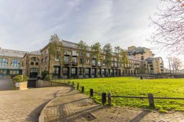  Image of 2 Bedroom Flat  For Sale at Slipway House  Docklands, E14 3TD