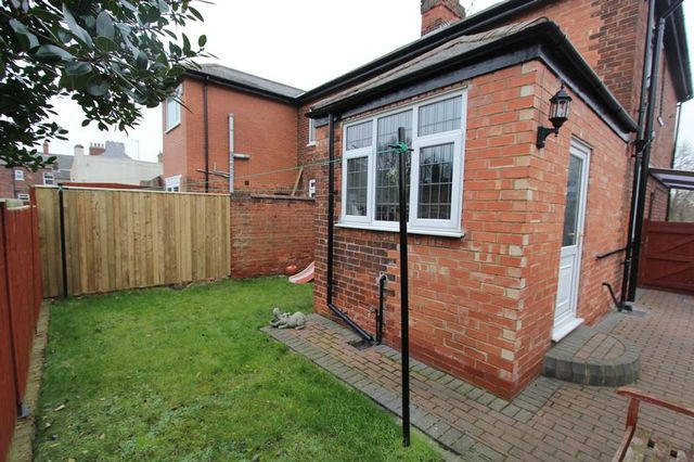  Image of 3 Bedroom Semi-Detached  For Sale at Butts Road  Barton-Upon-Humber, DN18 5JH