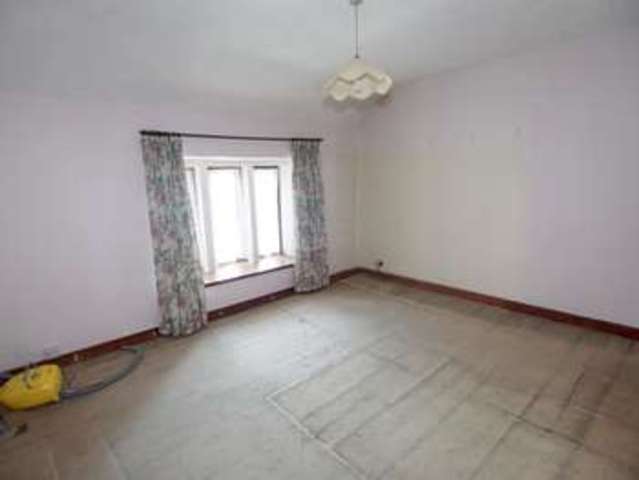  Image of 2 Bedroom Terraced  For Sale at Chapel-en-le-Frith  High Peak, SK23 0PJ