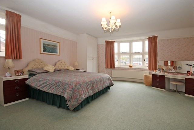  Image of 4 Bedroom Detached  For Sale at Byron Road Boscombe Manor Bournemouth, BH5 1JD