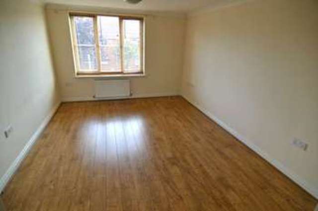  Image of 2 Bedroom Flat  To Rent at Cairn Brae  Newton Le Willows, WA12 9FW