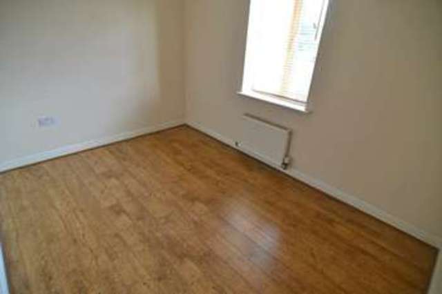  Image of 2 Bedroom Flat  To Rent at Cairn Brae  Newton Le Willows, WA12 9FW
