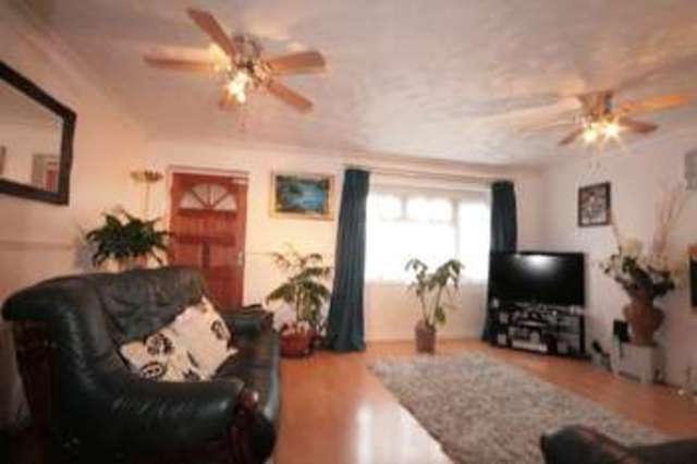  Image of 3 Bedroom Terraced  For Sale at Capstone Avenue  Birmingham, B18 6PJ