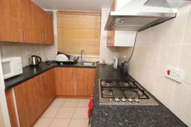  Image of 1 Bedroom Flat  To Rent at Carolina Close  London, E15 1JR