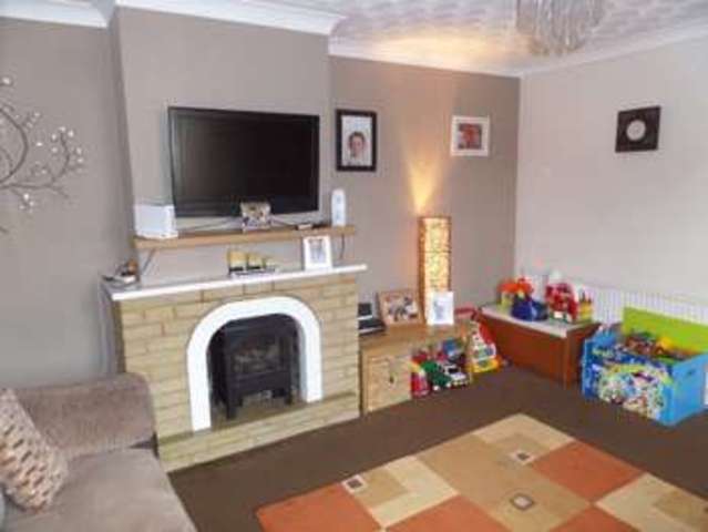  Image of 3 Bedroom Semi-Detached  For Sale at Newport Pagnell, MK16 0BQ