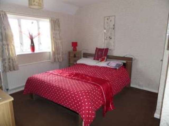  Image of 3 Bedroom Semi-Detached  For Sale at Newport Pagnell, MK16 0BQ
