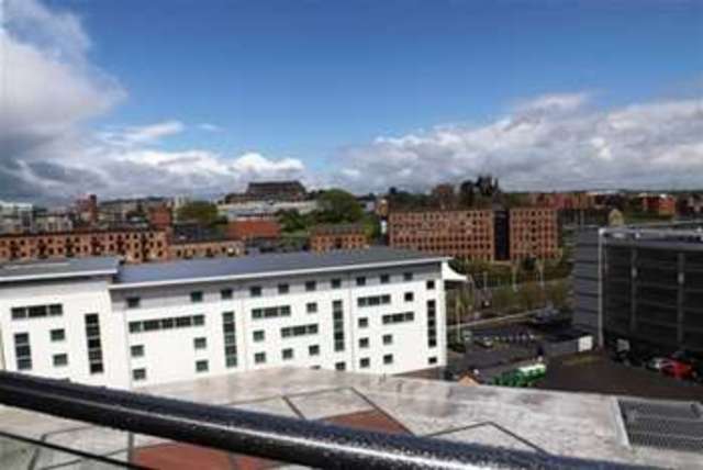  Image of 2 Bedroom Flat  To Rent at Leeds, LS10 1HY