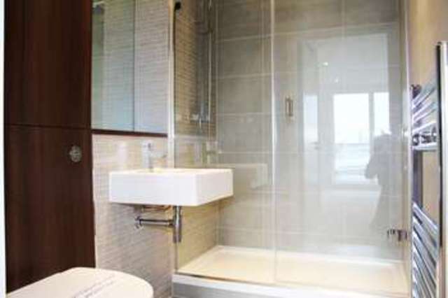  Image of 3 Bedroom Flat  For Sale at Kara Court  Bow, E3 3GX