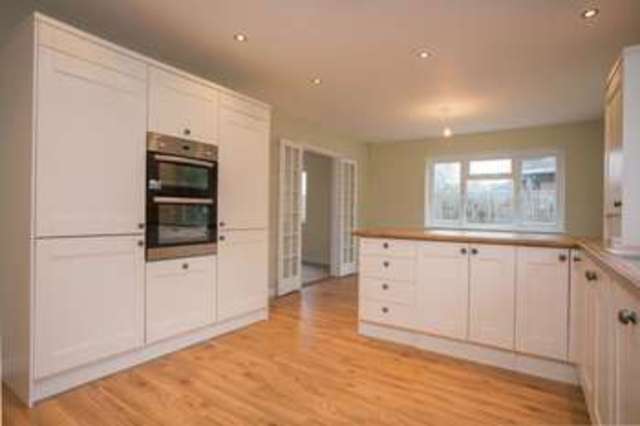  Image of 4 Bedroom Detached  For Sale at Castle Avenue Warblington Havant, PO9 2RY