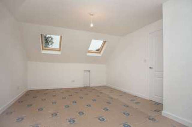  Image of 4 Bedroom Detached  For Sale at Castle Avenue Warblington Havant, PO9 2RY