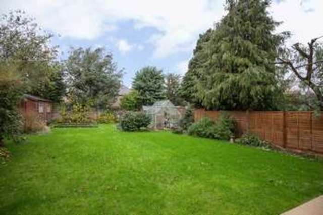  Image of 4 Bedroom Detached  For Sale at Castle Avenue Warblington Havant, PO9 2RY