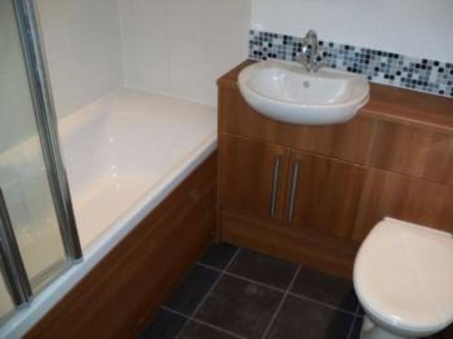  Image of Flat  To Rent at Lansdowne Hill  Southampton, SO14 2EQ