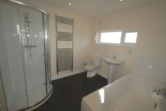  Image of 4 Bedroom Property  For Sale at Lovers Walk  Wells, BA5 2QL