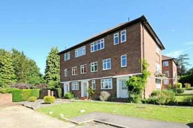  Image of 2 Bedroom Ground Flat  For Sale at Northwood, HA6 1AL