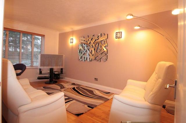  Image of 1 Bedroom Flat  To Rent at 3-7 Devonshire Road  Sutton, SM2 5HQ