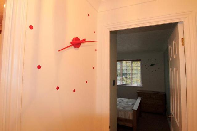  Image of 1 Bedroom Flat  To Rent at 3-7 Devonshire Road  Sutton, SM2 5HQ