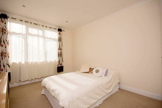  Image of 4 Bedroom Detached  For Sale at Chatsworth Crescent  Hounslow, TW3 2PB