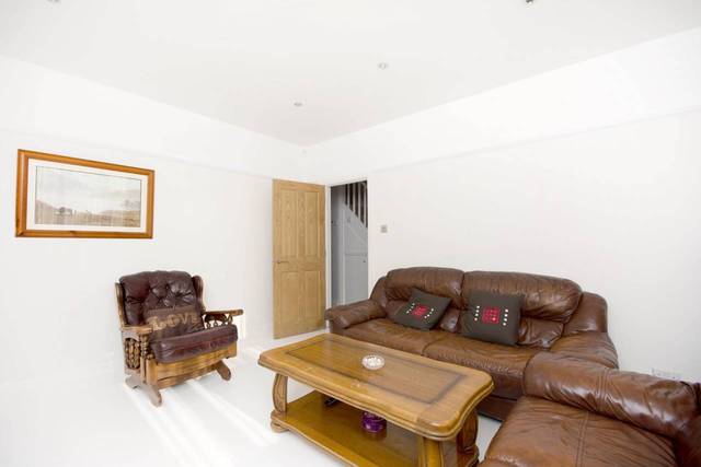  Image of 4 Bedroom Detached  For Sale at Chatsworth Crescent  Hounslow, TW3 2PB