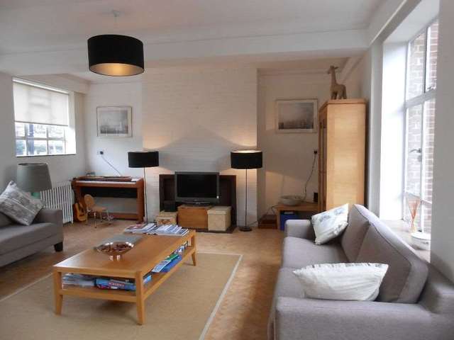  Image of Detached  To Rent at Chelsea London, SW10 9NL